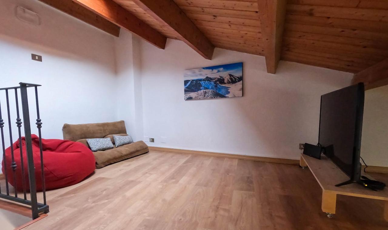 San Domenico House - Centro Storico Bed & Breakfast L'Aquila Bagian luar foto
