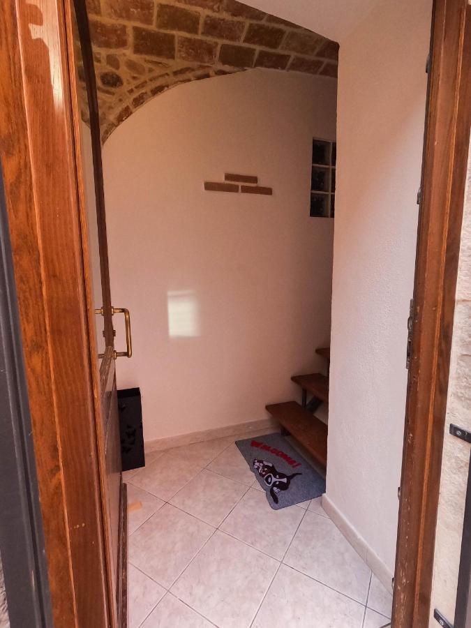San Domenico House - Centro Storico Bed & Breakfast L'Aquila Bagian luar foto
