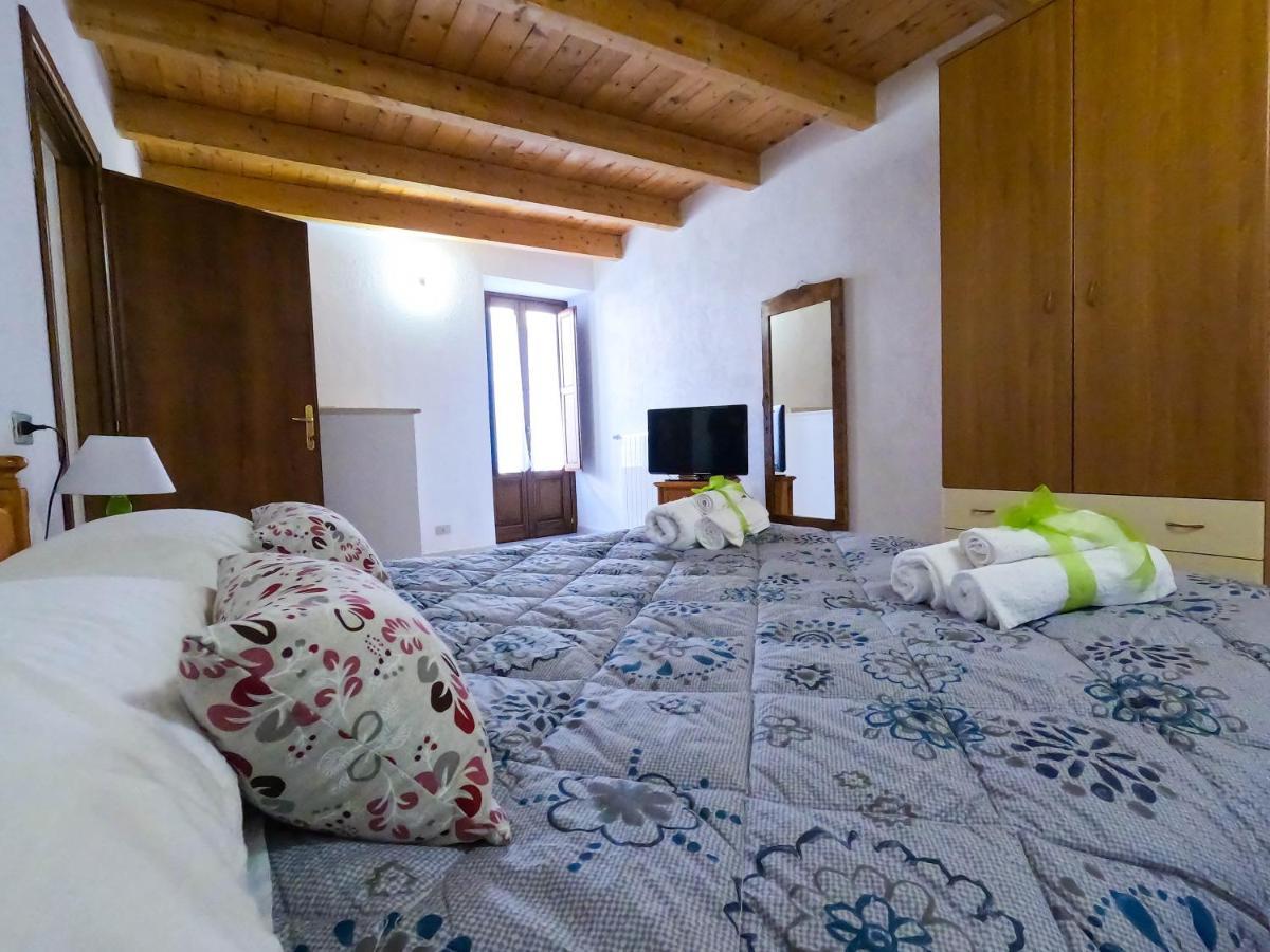 San Domenico House - Centro Storico Bed & Breakfast L'Aquila Bagian luar foto